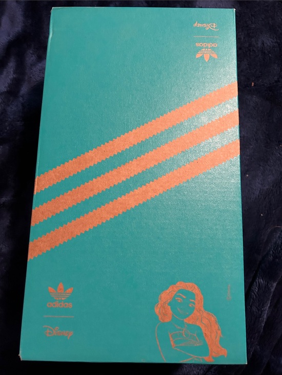 adidas Shoes - ADIDAS Stan Smith Disney Moana Women Sneakers Box Teal with Coral Accents